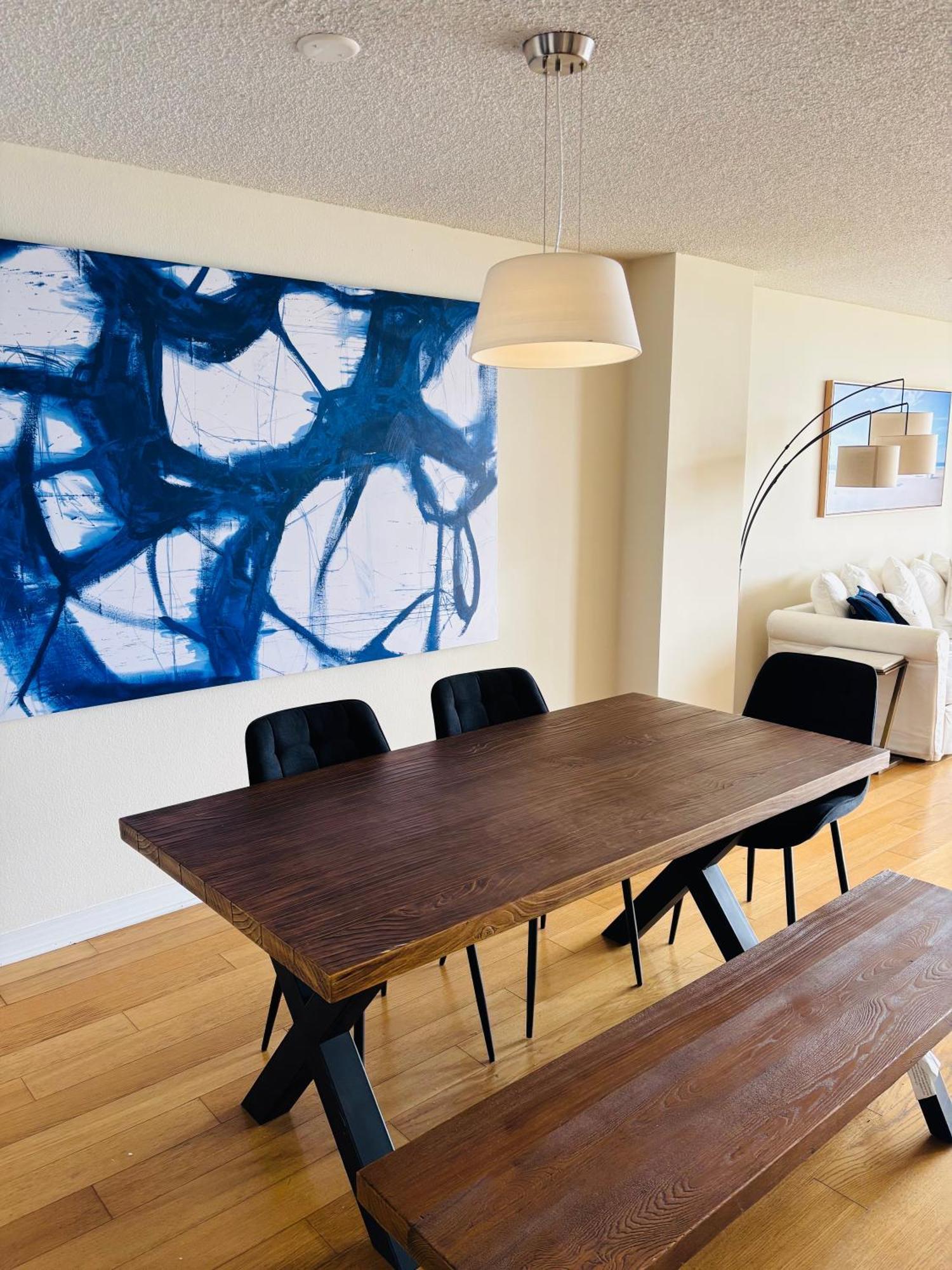 Nautical 2 Bedroom With Beautiful Ocean Views
